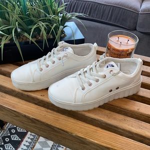 Roxy 🌺 white platform sneakers 🤍